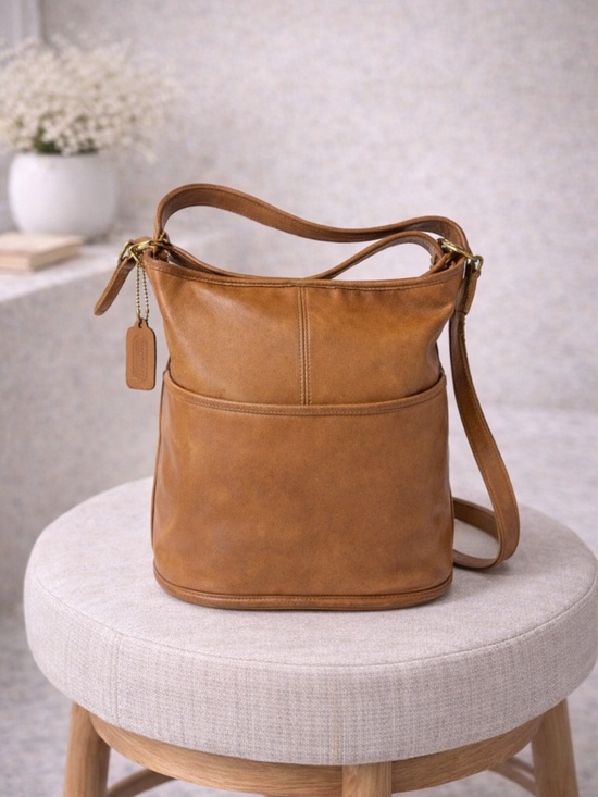 Coach Handbags - Vintage Coach Brown Leather Bucket Bag Crossbody Legacy Made USA